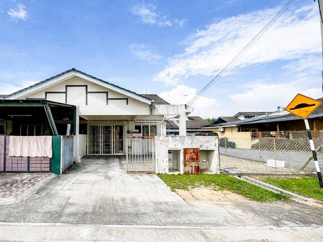 FULL LOAN 🔥1 Storey Taman Sungai Pinang Pulau Indah Port Klang 1