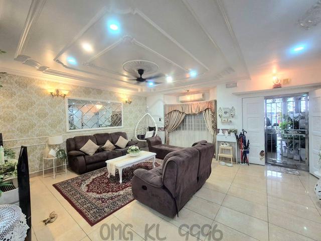 Super Good Condition Bayu Perdana 2 Sty Fully Renovated Unit For Sale 1