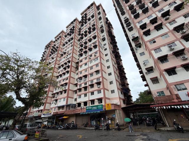 Pinang Emas Flat 1