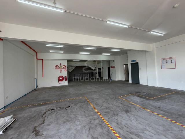 Permas Jaya 3-Storey Cluster Factory for Sale and Rent 1