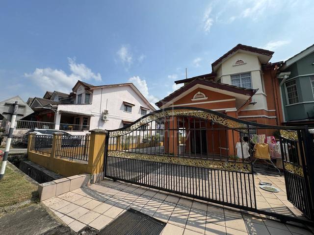End Lot, Double Storey Terrace House, Cahaya SPK, Seksyen U9,Shah Alam 1