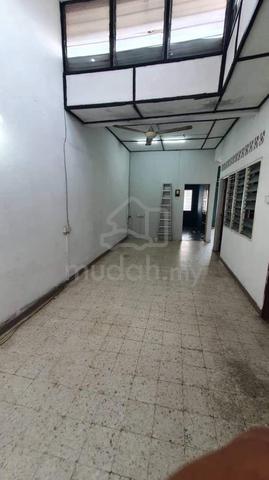 Rumah teres 1 Tingkat House Taman Desa Jaya Kepong Kuala Lumpur rent 1