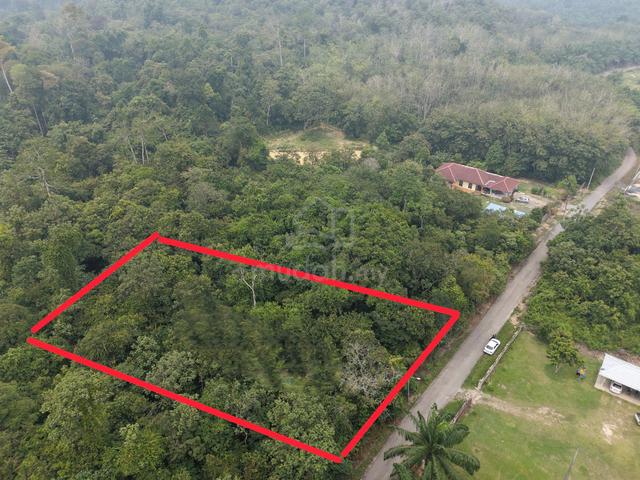 TANAH TEPI JALAN ! Boleh Bina Rumah & Tanaman , Kemudahan ada 1