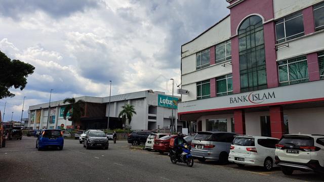 Taman Pelangi Semenyih 1 ground floor shoplot 1
