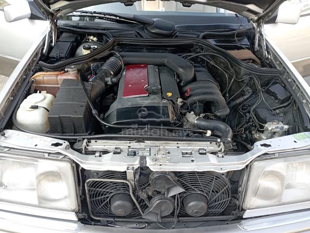 1995 Mercedes Benz 200E 2.2 (A) - 2