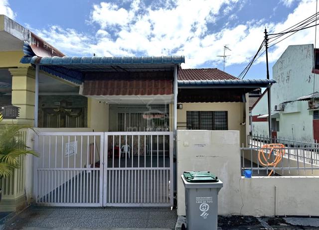 End Lot Single Storey House Rasah Jaya 1