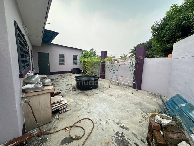 Lim Garden Single Storey Semi D For Rent/ Huge Land/ Furnish/Ipoh Town 1