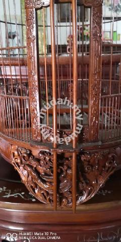 Carousel Image