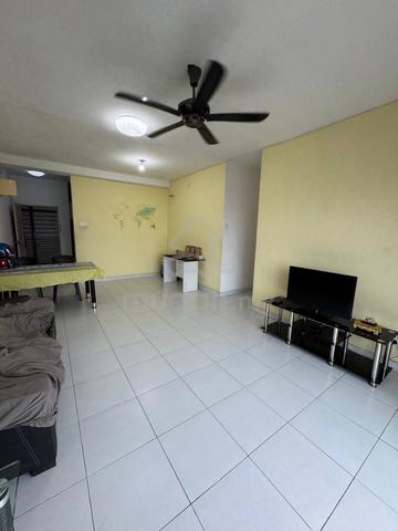M'Tiara Apartment @ Larkin Idaman 1