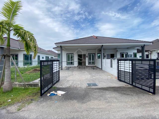 [33'x65' PORT DICKSON SEMI D HOUSE] Full Loan!! 20mins to Seremban 1