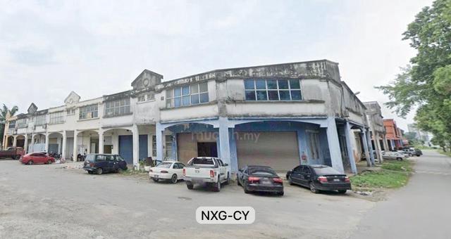 For Sale *Corner 1.5 Storey Link Factory* Bukit Kemuning Shah Alam 1