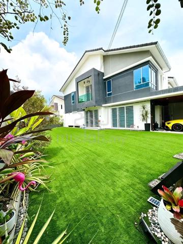 Renovated Corner Lot 2 Storey Terrace House Bandar Sri Sendayan 1