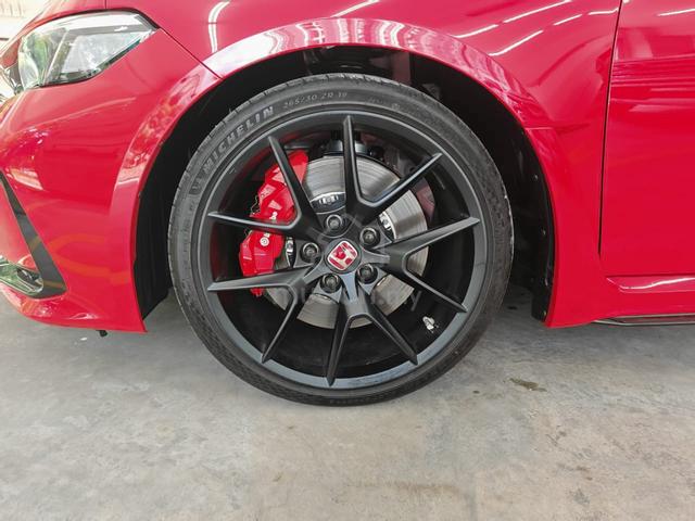 2025 Honda CIVIC 2.0 TYPE R RACING BLACK EDITION - 5