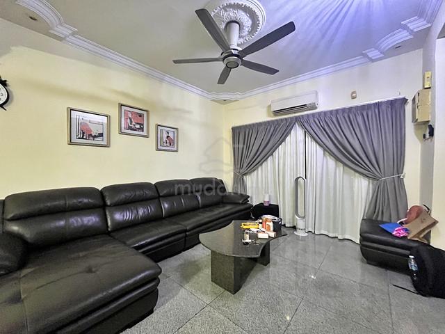 Renovated Superlink @ Taman Bukit Cheras KL | 22x80 | Open Facing | RM 1