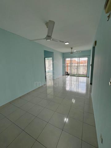 Residensi Laguna Biru 2 1