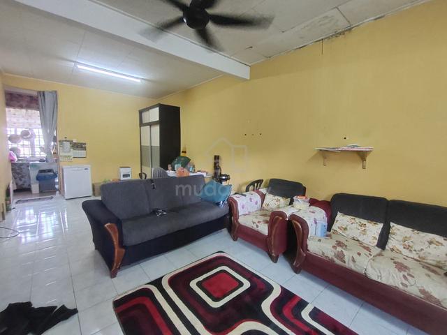 Single Story Terrace/3 Bilik 2 Bilik Air/International Lot/Senai,Johor 1