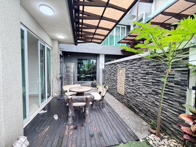 Pelangi Indah Pesona Cluster House
