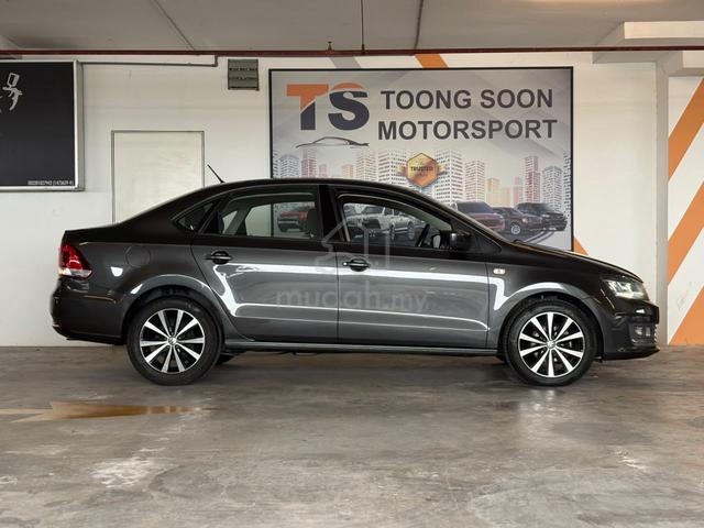 2017 Volkswagen VENTO 1.2 TSI HIGHLINE (A) - 4