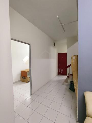 Termurah! Freehold Teres 2 Tingkat Taman Bukit Subang Below Market 3