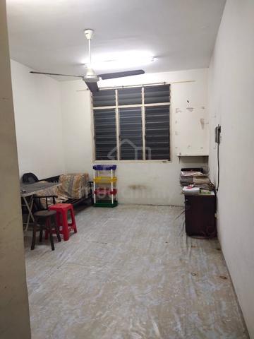 Rumah Pangsa Permas Jaya 1