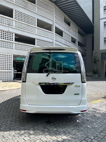 2015 Nissan SERENA 2.0 S-HYBRID HIGHWAY STAR - 5