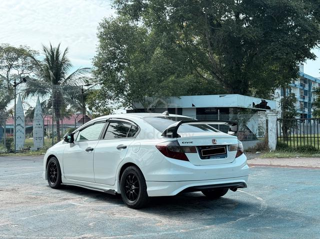2013 Honda CIVIC 1.5 (HYBRID) (A) - 4