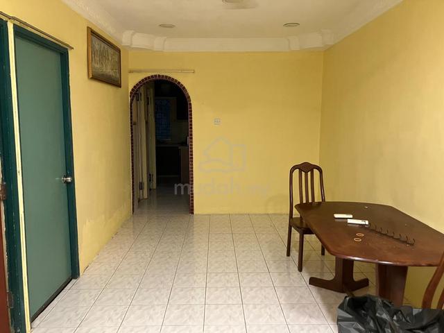 1-storey Terraced House for Rent 1