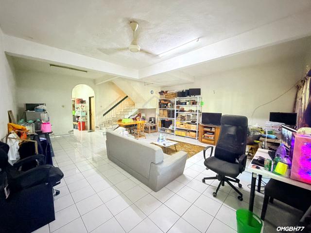 Bayu Perdana Klang 2storey 4r3b Basic Unit Tenanted For Sale 448k 1