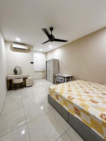 Middle Room for FEMALE @ Bandar Bukit Raja 1