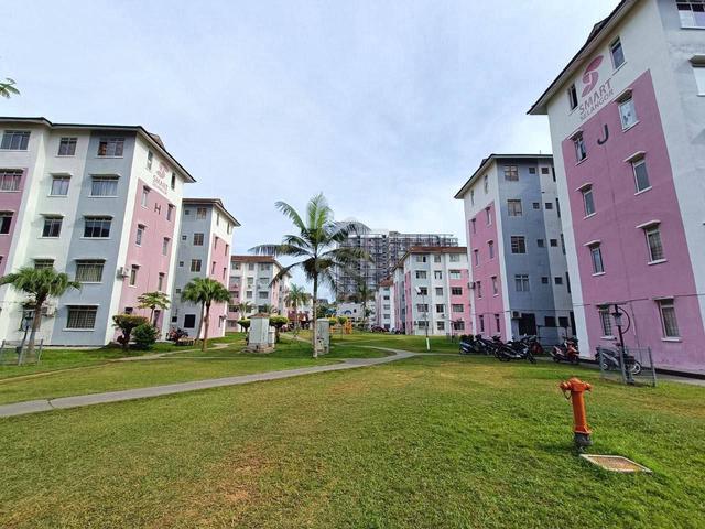 Megah Villa Apartments 1