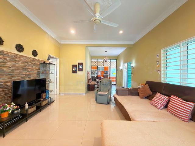 (Jalan kaki ke Pantai) Single Storey bungalow Port Dickson 1
