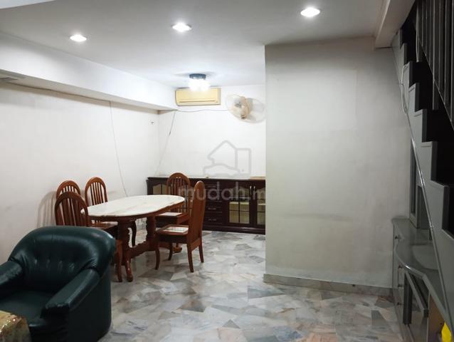 house rent at kepong nice area 3