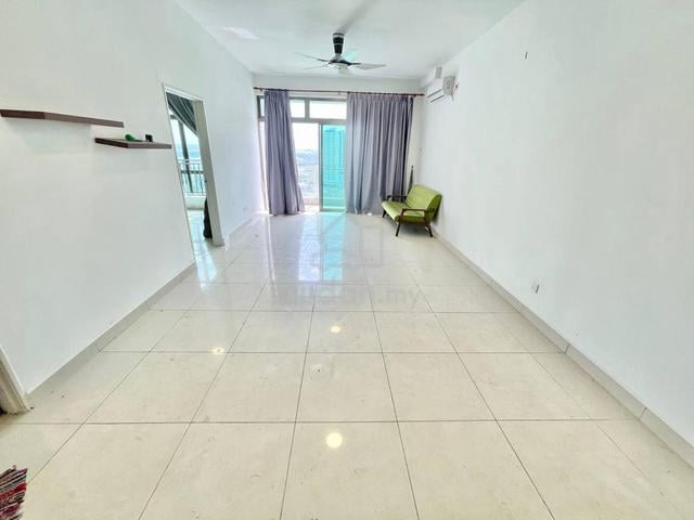 Parc Regency 1