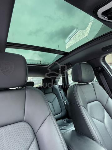 2020 Porsche MSIA WARANTY SEP2026 28K KM MACAN 2.0 - 5
