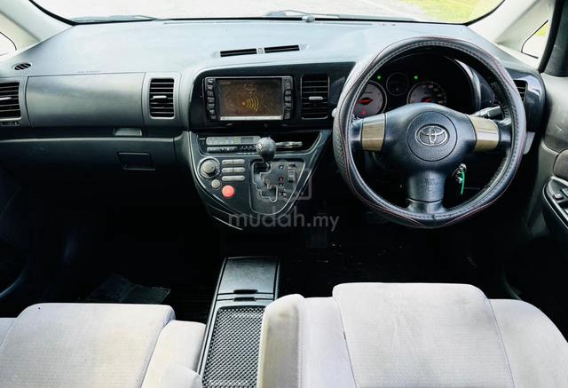 -2004-Toyota WISH 2.0 (A) Cash Sales Offer - 5
