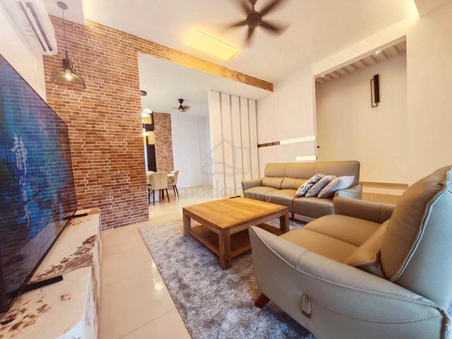 The Borough Double Storey Terrace Endlot House 4bed Furnished JB 1