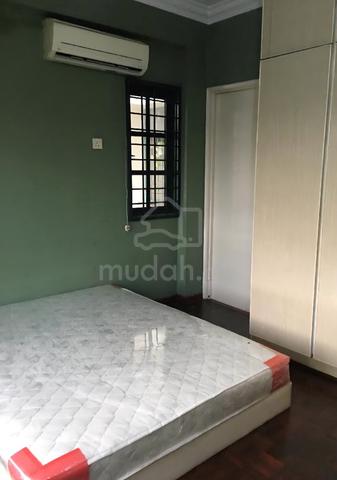 Master Bedroom to let - MALE 1