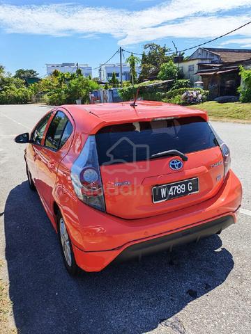 2013 Toyota PRIUS C 1.5 (HYBRID) NHP10R (A) - 1