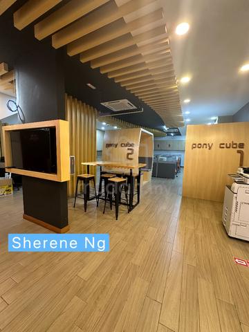 Ready Move In- Bayan Bay office shoplot for Rent 1