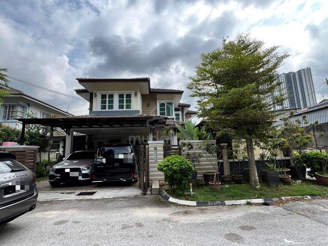 SEMI D CORNER LOT❗❗ 2-Storey With POOL Taman Gombak Permai Batu Caves 1
