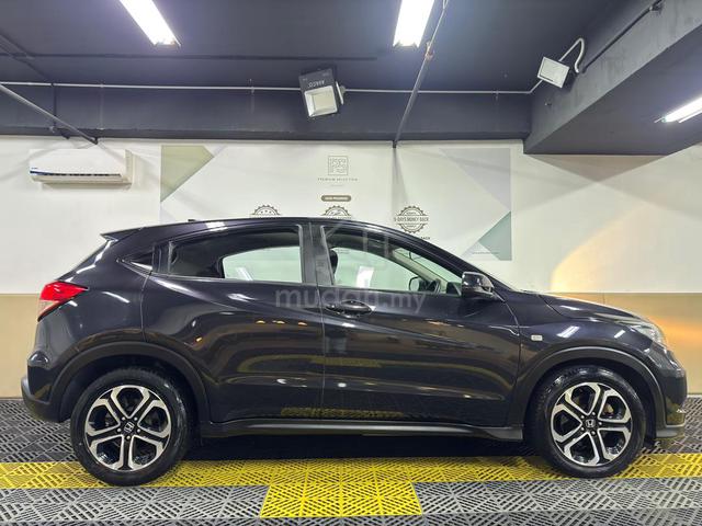 2017 Honda HR-V 1.8 S SUV (A)75K ORI V LOW MILEAGE - 3
