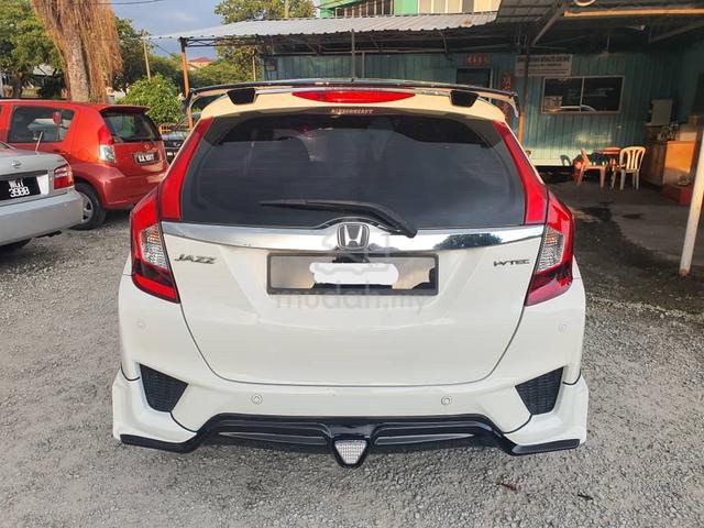 ( FULL LOAN ) 2016 Honda JAZZ 1.5 E (A) - 5