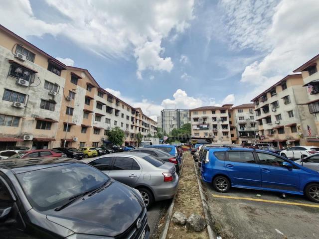 Idaman Apartment (Petaling Jaya) 1