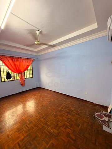 Sri Kenari Apartment 1