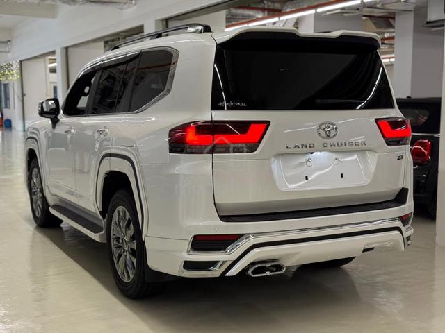 2023 Toyota LANDCRUISER 3.5 ZX (A) - 4