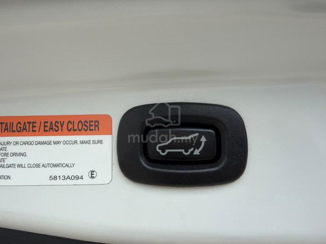 2016 Mitsubishi OUTLANDER 2.4 (A) Loan Kedai 99% - 3
