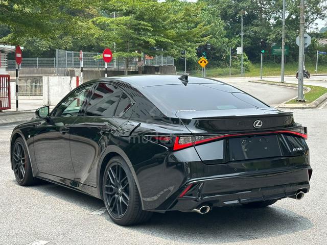 2023 Lexus IS300 2.0 F-SPORT MODE BLACK III (A) - 2