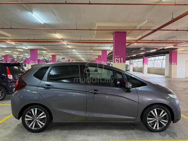 Honda JAZZ 1.5 V 2014 (A)FULL SVS RECORD FULL LOAN - 3