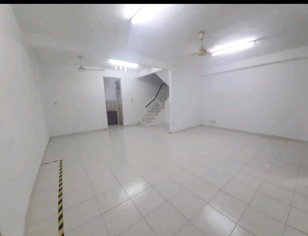 Double storey unfurnished 1