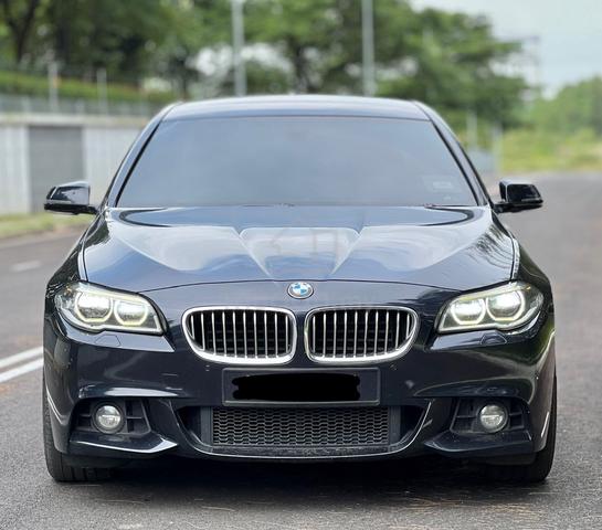 2016 Bmw 520i 2.0 M SPORT FACELIFT MY2016 (A) - 2